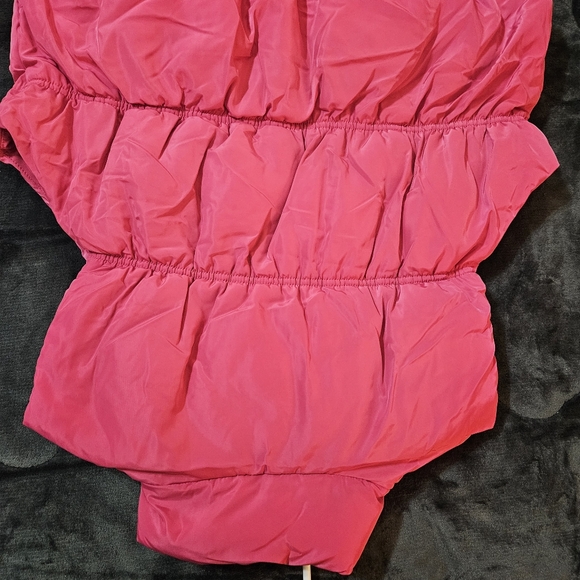 Fashion Nova Womens Bright Pink Puffer Vest - Picture 6 of 8